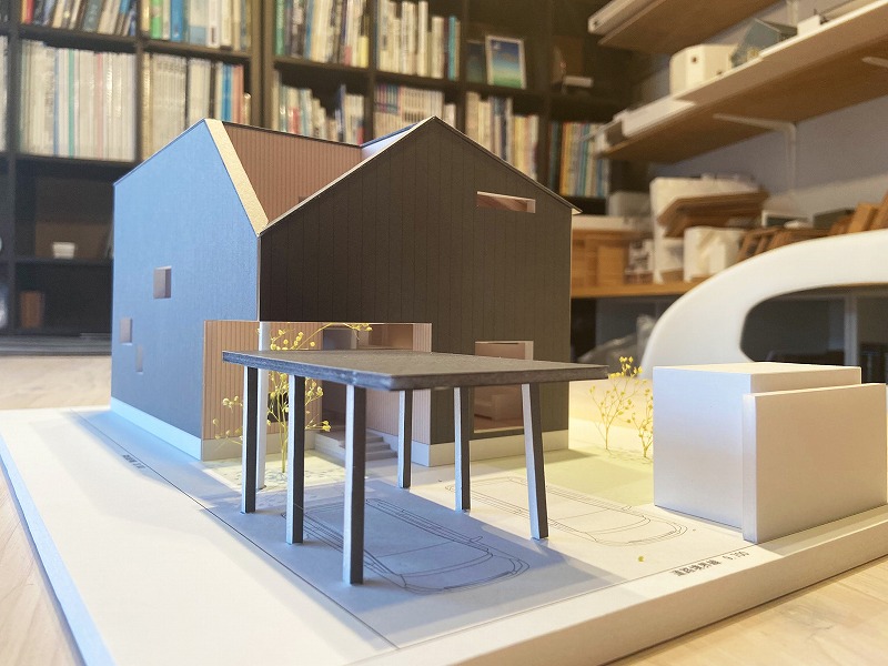 札幌市内、都市型の2世帯住宅のプロジェクトが着工しました。